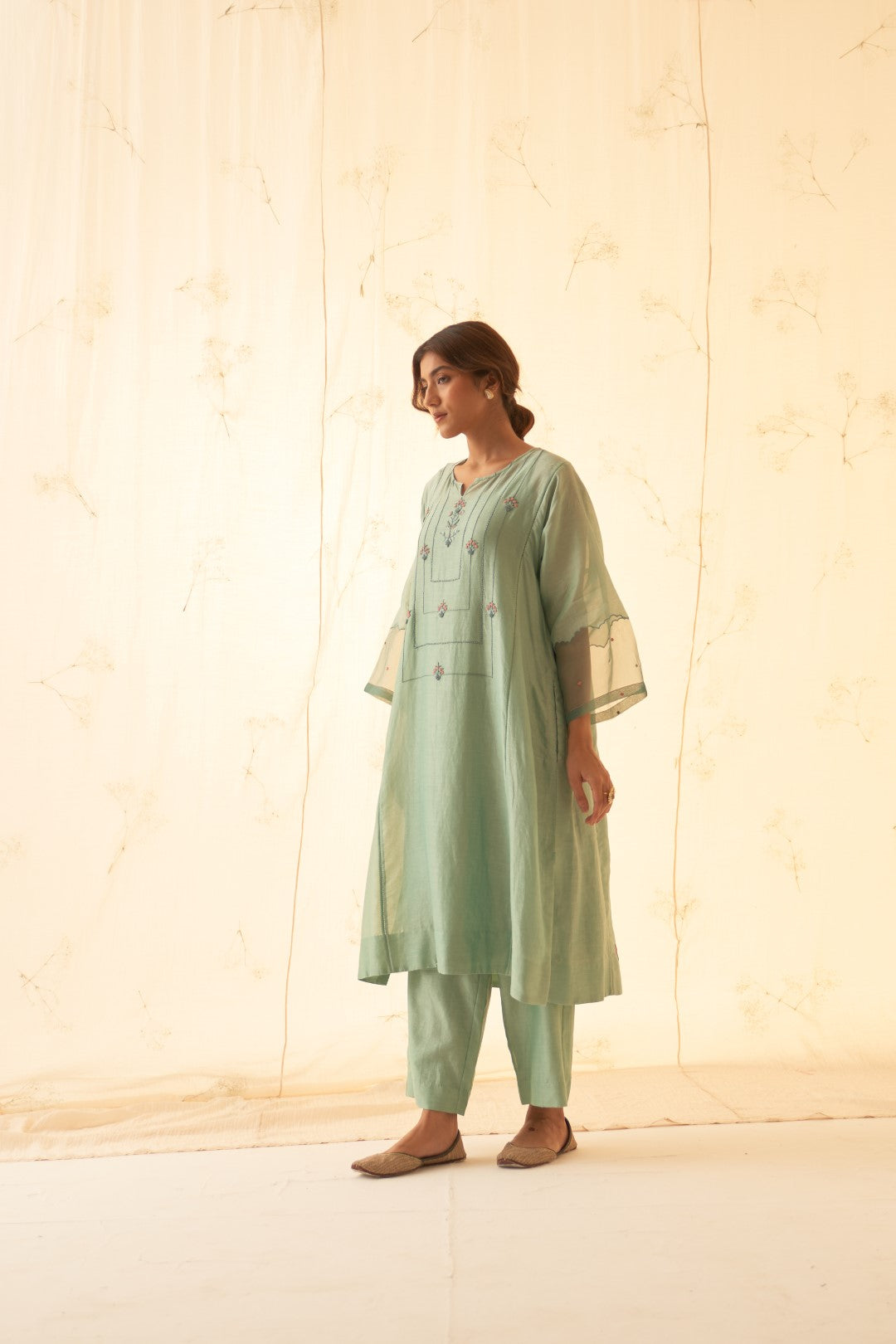 Aqua Floral Motiff Embroidered Kurta Set