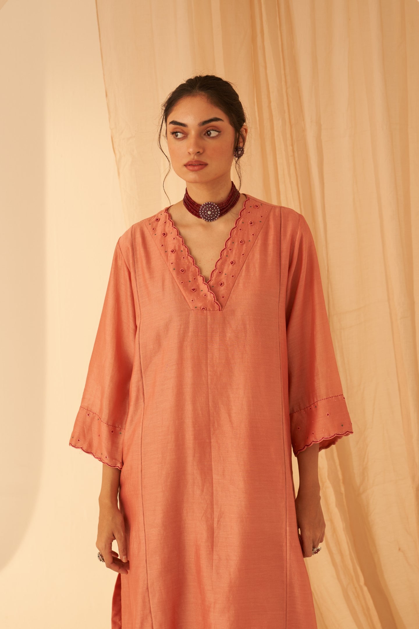 Peach Chanderi floral embroidered with katha work kurta paired with pant & organza dupatta