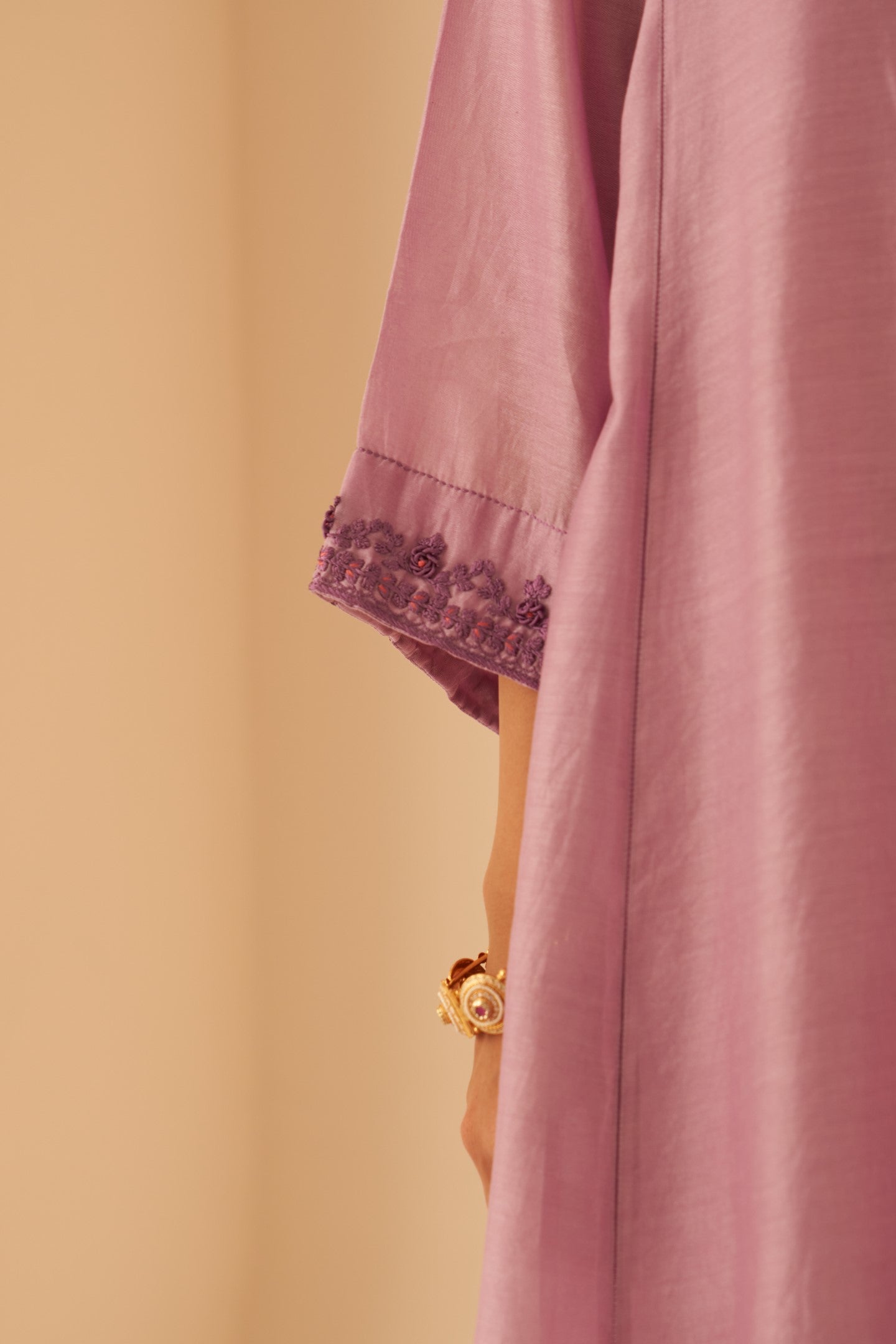 Lilac Chanderi bullion work embroidered kurta paired with cotton slip,pant & organza dupatta