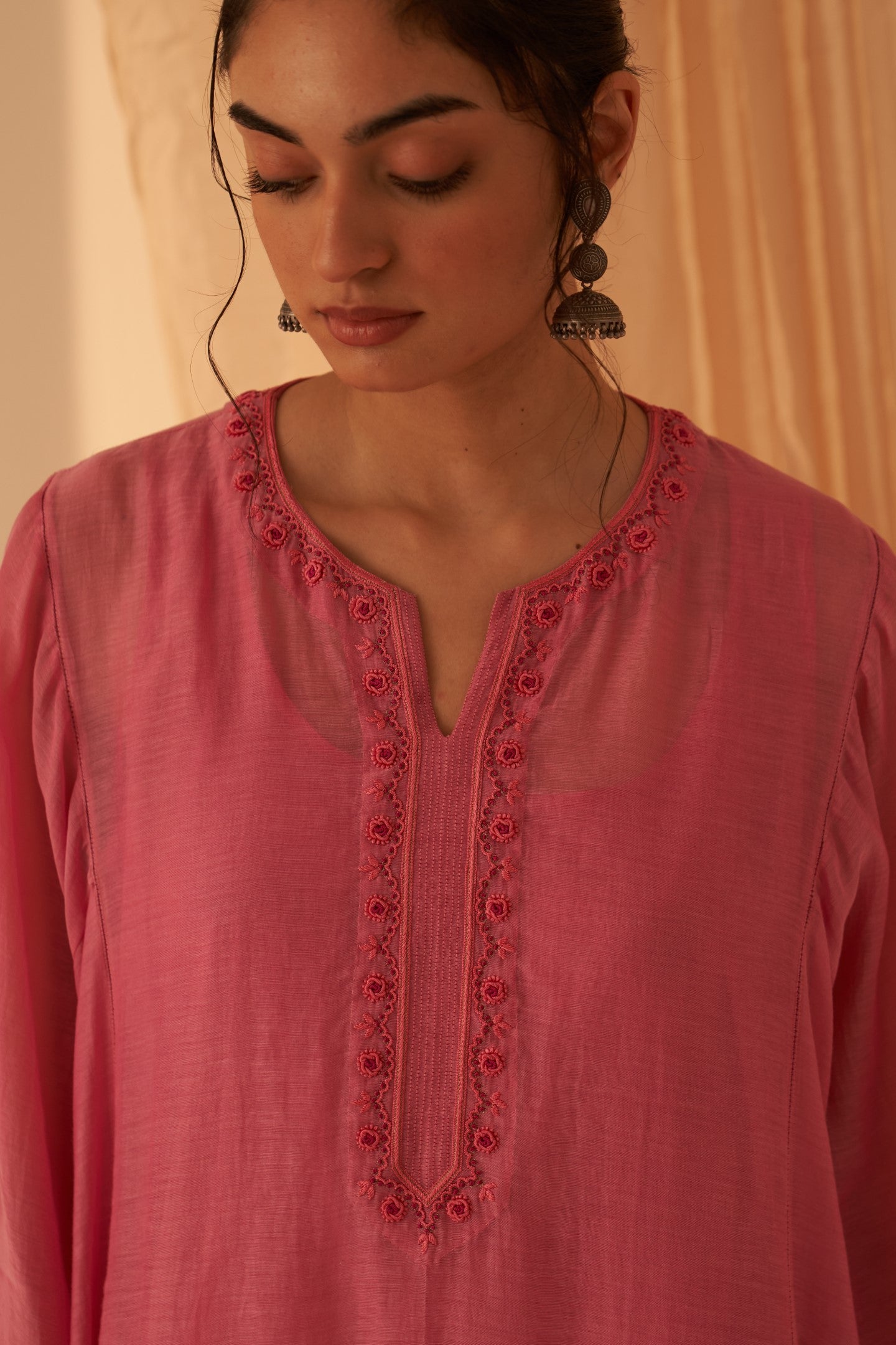 Pink Chanderi bullion work embroidered & running stitched kurta paired with pant & organza dupatta