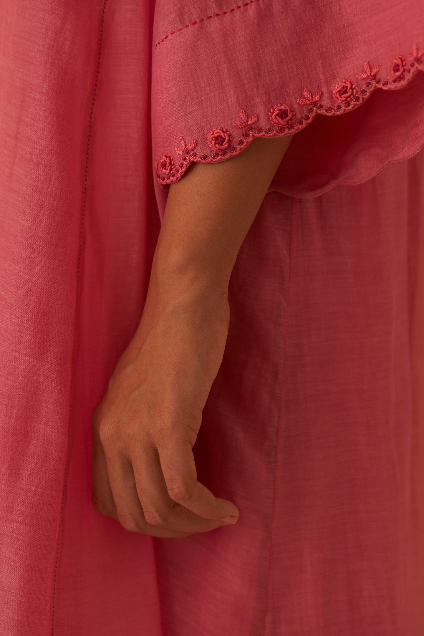 Pink Chanderi bullion work embroidered & running stitched kurta paired with pant & organza dupatta