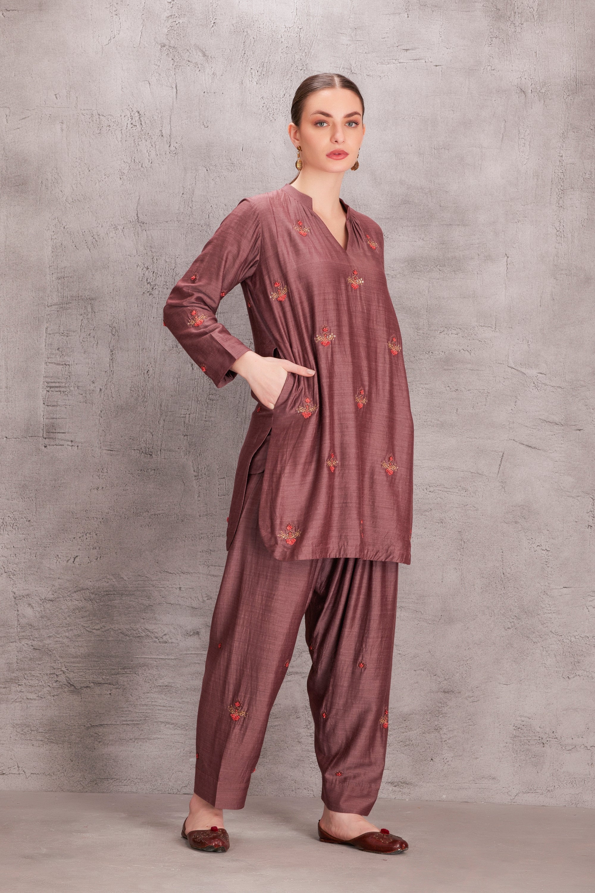 Move Munga Silk Kurta Set